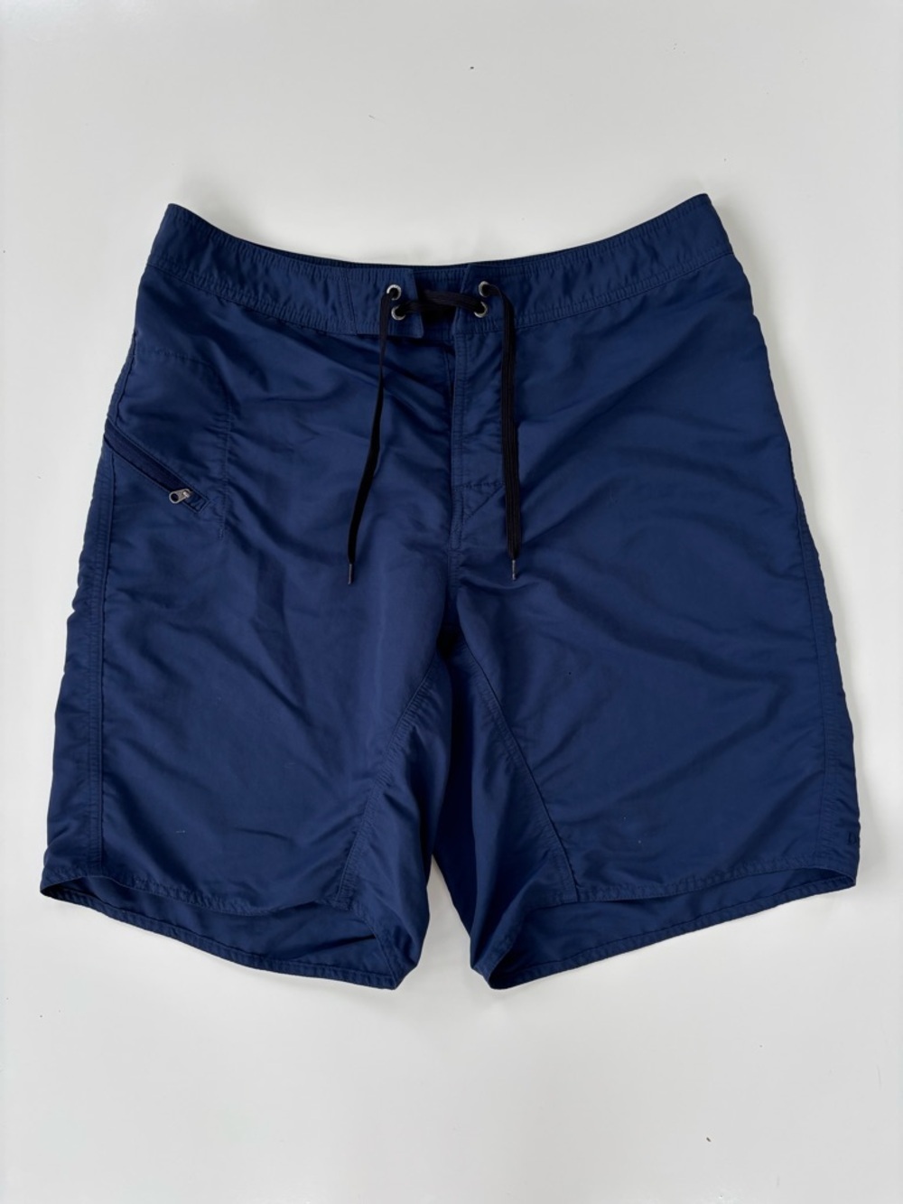Patagonia Men’s Navy Blue Wavefarer II Board Shorts Surf Swim Size 32
